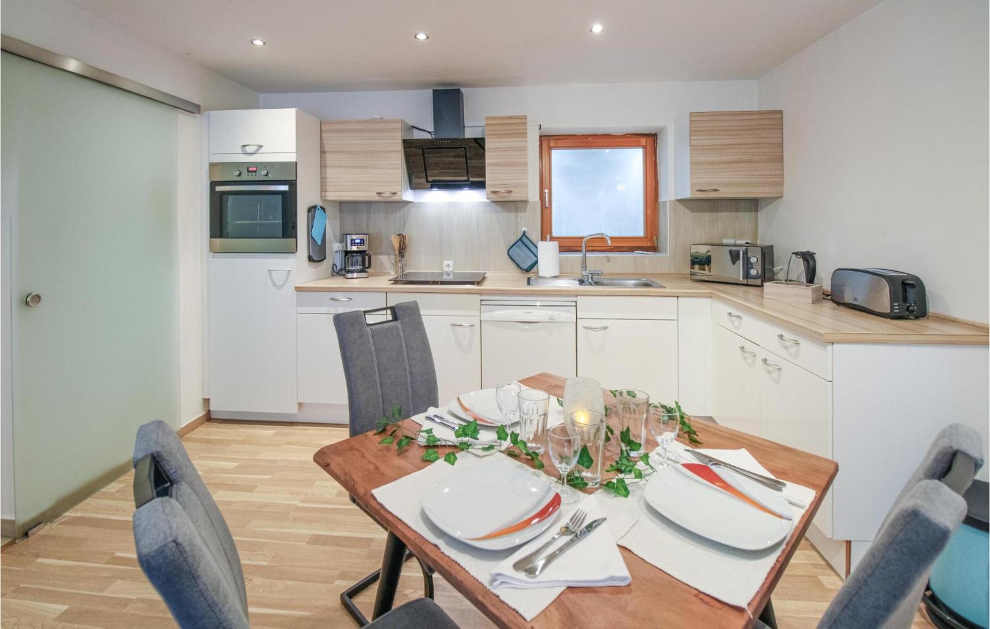 Stunning Apartment In Deggingen With Wifi Eksteriør billede